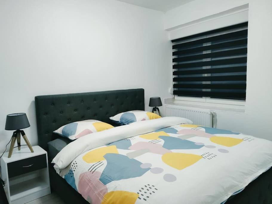# Appartement Charmant 75 M2 Parking Gratuit โอแบร์เน ภายนอก รูปภาพ