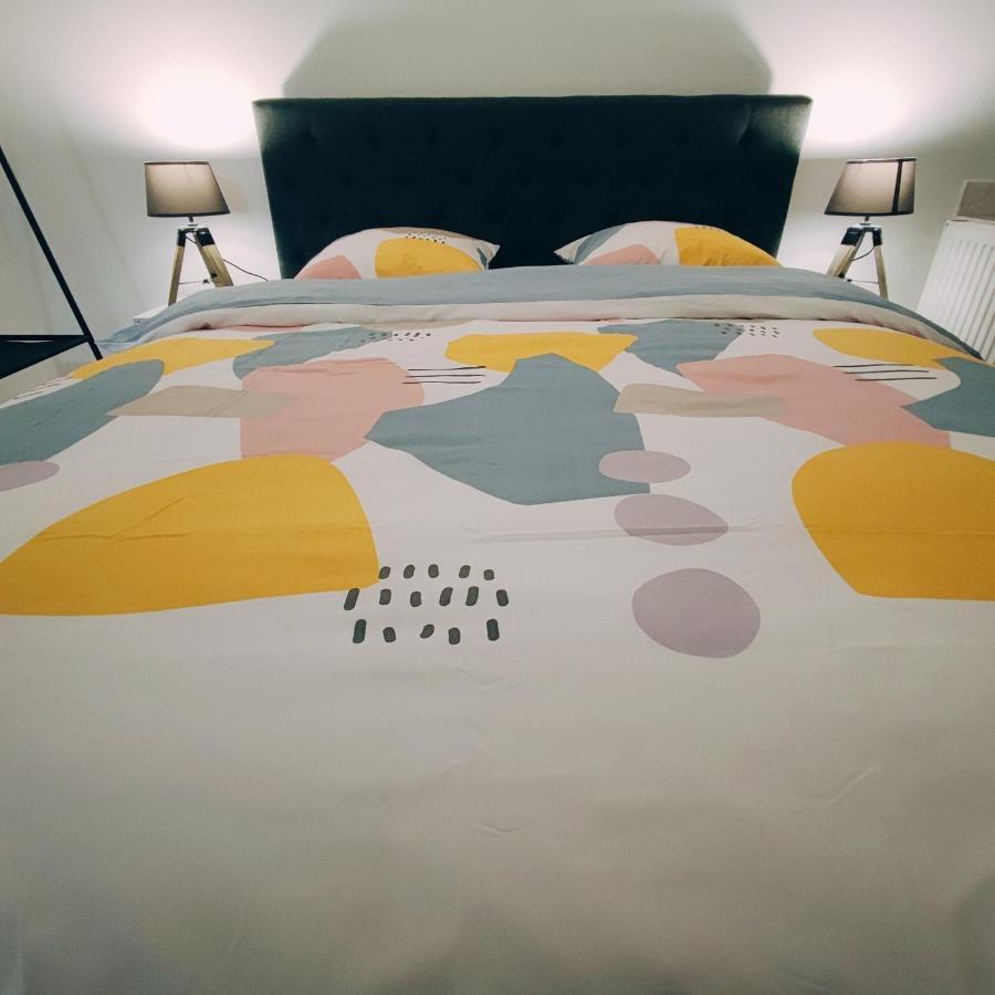 # Appartement Charmant 75 M2 Parking Gratuit โอแบร์เน ภายนอก รูปภาพ